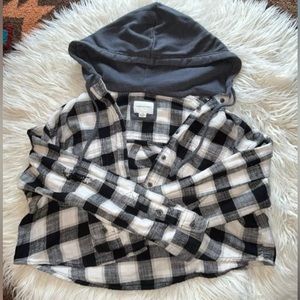 American Eagle black and white plaid with blue hood, size small